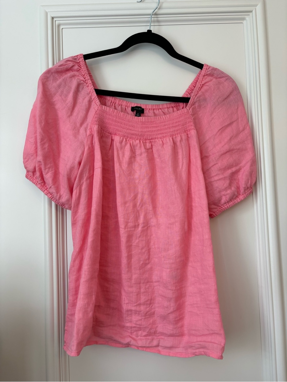 Talbots Women’s 100% Linen Pink Top size Med.
